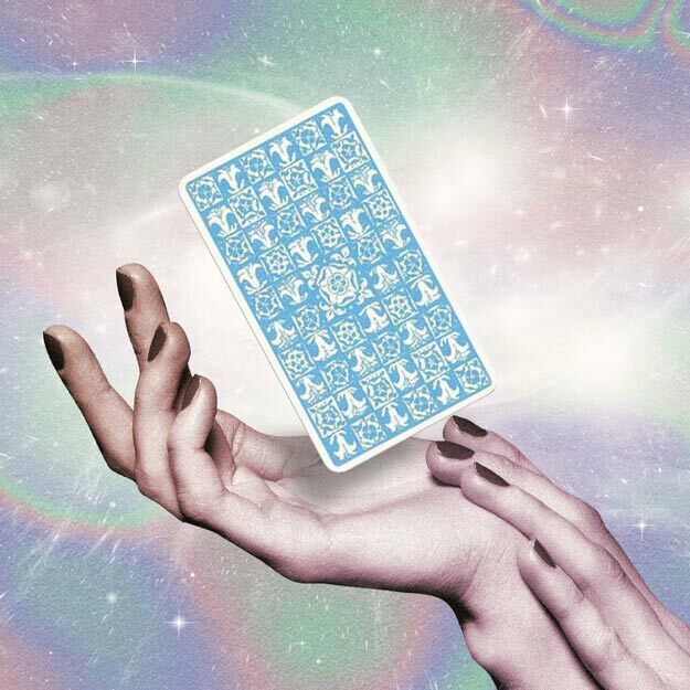 Weekly Tarot Horoscope August 8-14, 2022: Don’t Be A Quitter - STYLECASTER