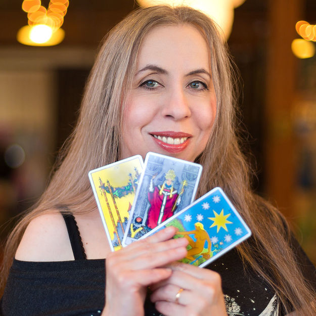 Theresa Reed, Tarot Author | Tarot.com