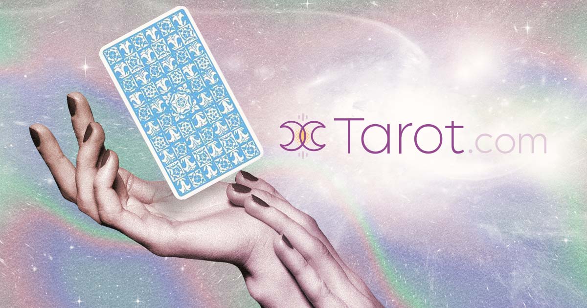 (c) Tarot.com